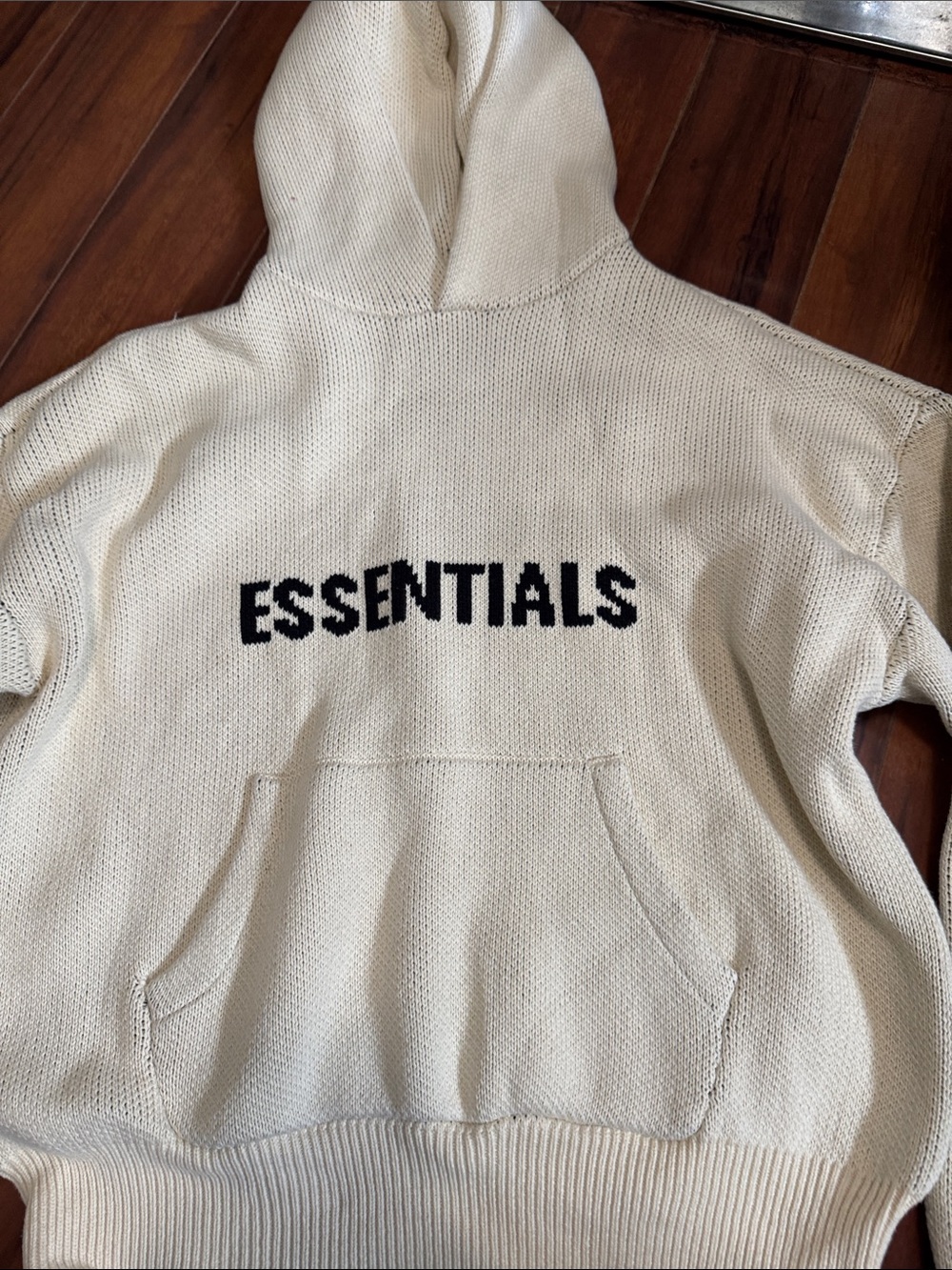 Men Sweater essentials -runs 2 si3: bigger than label